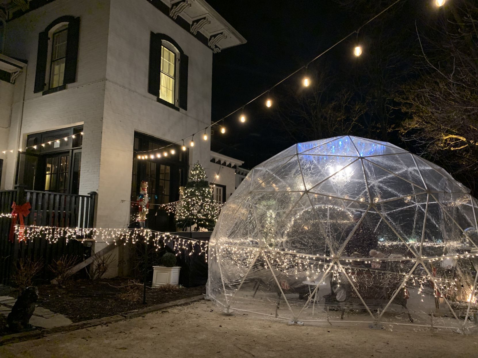 Maxwell Mansion outdoor snow globes